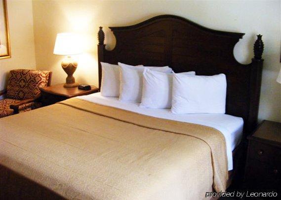 Quality Inn & Suites Eastgate Kissimmee Oda fotoğraf